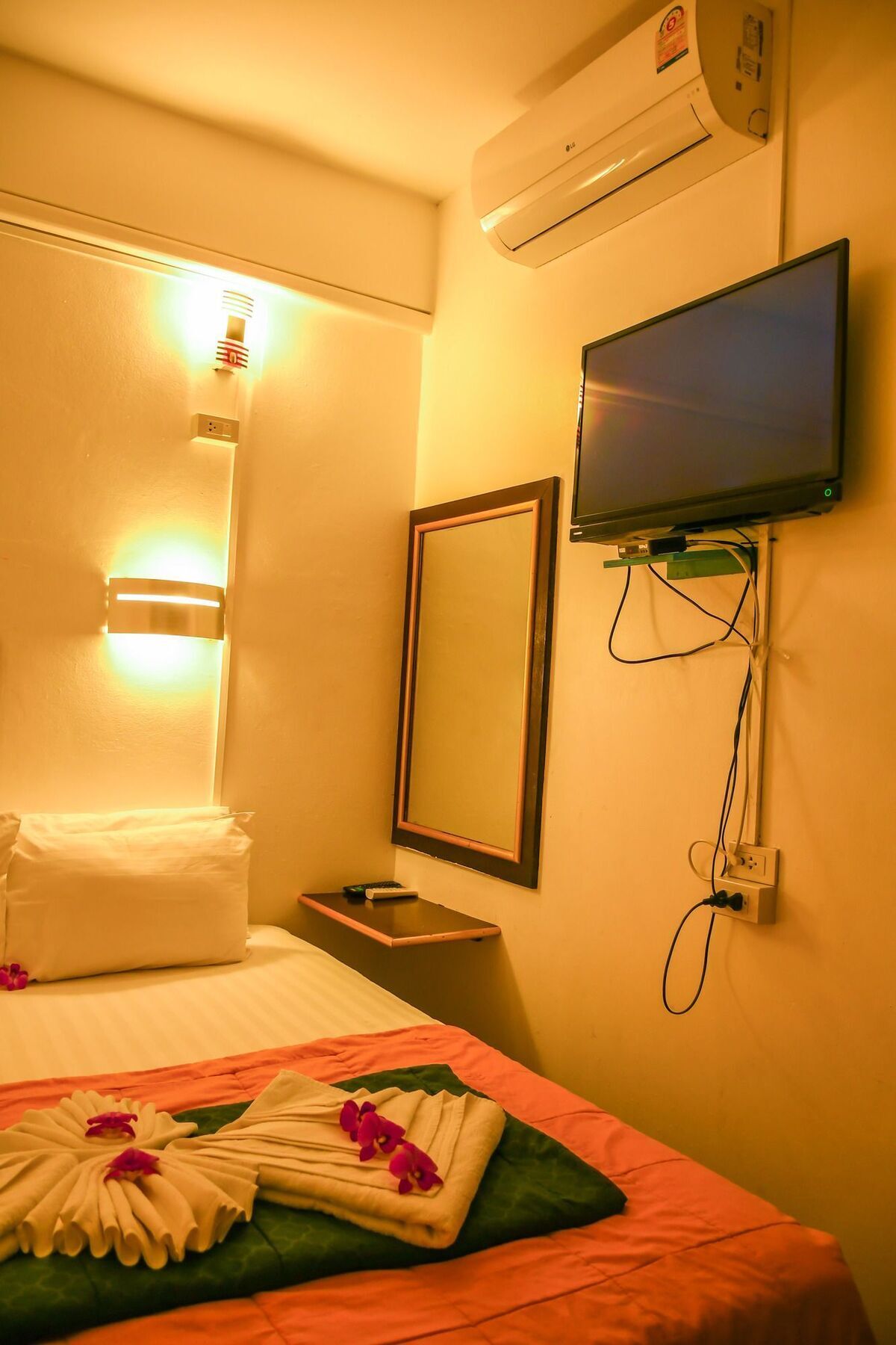 Heaven Hotel Krabi town